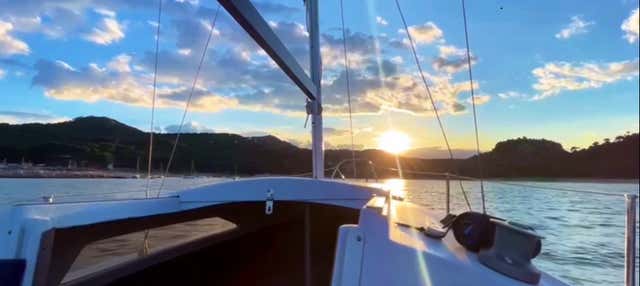 Alquiler de barco con patrón en el pantano de San Juan en San Martin De Valdeiglesias