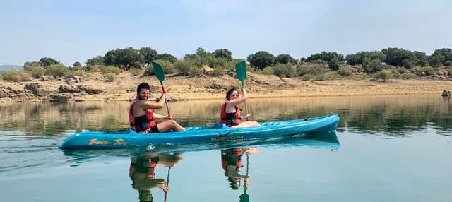 Alquiler de kayak en el embalse de Riosequillo en Pinilla De Buitrago