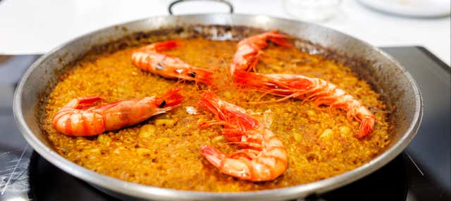 Clase de cocina de tapas y paella en Madrid en Madrid
