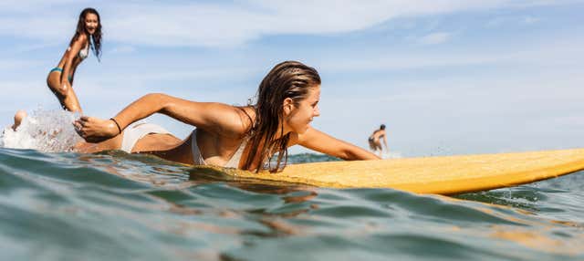 Curso de surf en Caleta de Famara en Caleta De Famara
