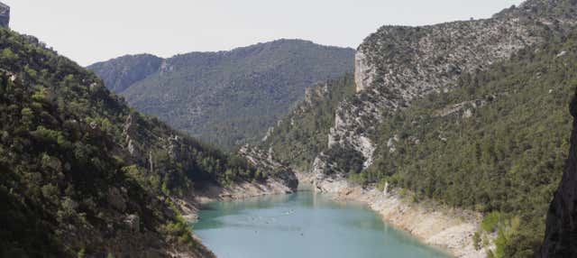 Descenso del río Noguera Pallaresa en kayak en Llavorsi
