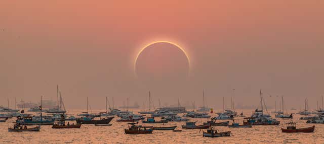 Eclipse solar 2026 en Denia a bordo de un catamarán en Denia