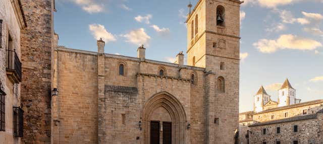 Entrada a la Concatedral de Cáceres en Caceres