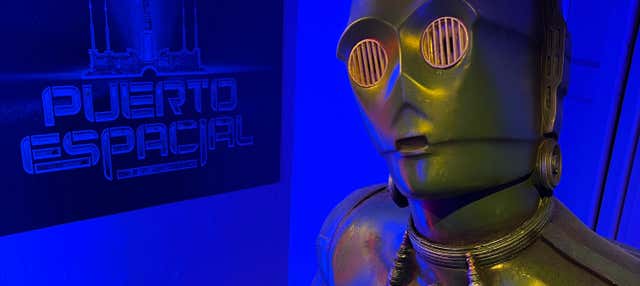 Entrada a la exposición Puerto Espacial en Valoria La Buena