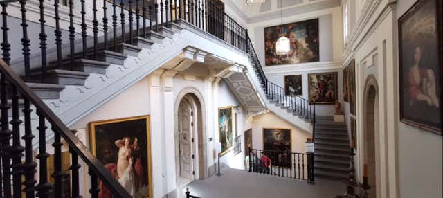 Entrada a la Real Academia de Bellas Artes de San Fernando en Madrid