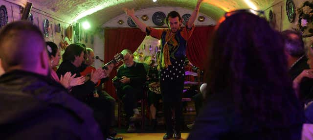 Espectáculo en la Cueva Flamenca La Comino en Granada