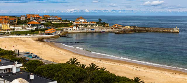 Excursión a Comillas y Capricho de Gaudí en grupo reducido en Torrelavega