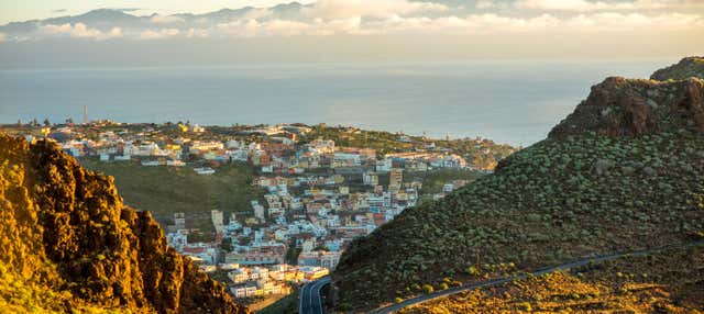 Excursión a La Gomera + Tour en 4x4 en Puerto De La Cruz