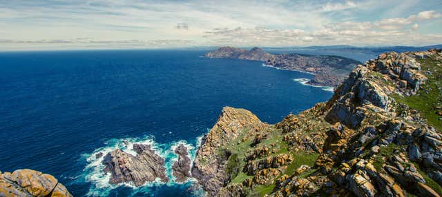 Excursión a las Islas Cíes en velero en Vigo