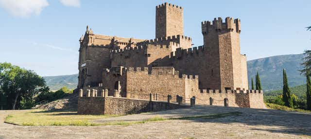 Excursión al monasterio de Leyre y el castillo de Javier en Pamplona