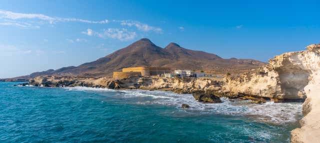 Kayak en el Cabo de Gata en Negras