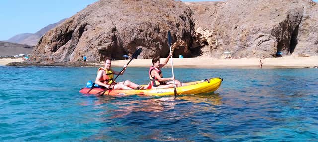 Kayak y snorkel en la playa de Papagayo desde Playa Blanca en Playa Blanca