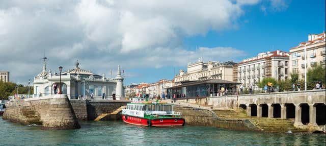 Paseo en barco por la bahía de Santander en Santander