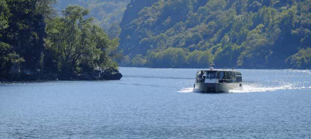 Paseo en barco por los cañones del Sil en Castro Caldelas