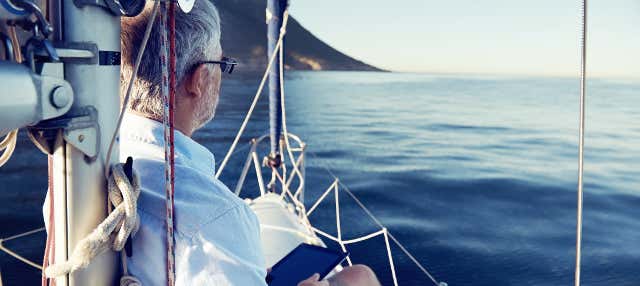 Paseo en barco + Visita a la lonja de Santoña en Santona