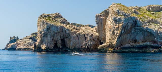 Paseo en catamarán por Montgrí + Snorkel en las islas Medas en Rosas