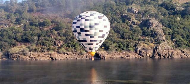 Paseo en globo por la Ribeira Sacra en Chantada