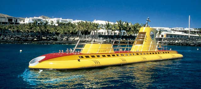 Paseo en submarino por Puerto Calero en Puerto Del Carmen