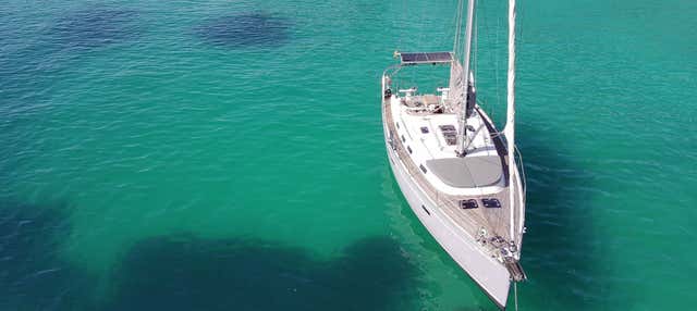 Paseo en velero por la bahía de Palma en Palma Mallorca