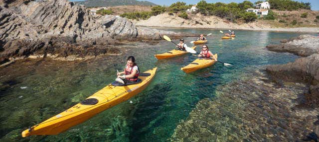 Senderismo + Kayak y snorkel por la Costa Brava en San Feliu Guixols
