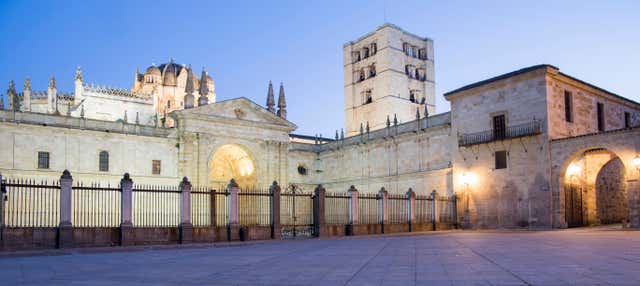 Tour de luces y leyendas de Zamora en Zamora