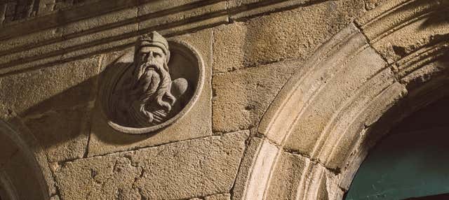 Tour de misterios con cena típica gallega en Santiago De Compostela