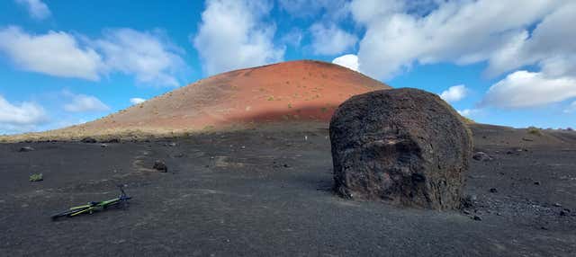 Tour en bicicleta por el Parque Natural de los Volcanes en Costa Teguise
