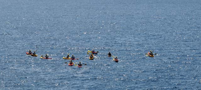 Tour en kayak a la Cueva Azul + Paseo en lancha rápida en Pollensa
