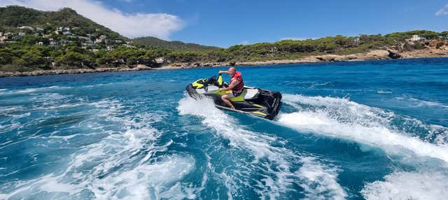 Tour en moto de agua por las cuevas de Artà en Cala Millor
