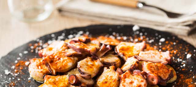 Tour gastronómico por Santiago de Compostela + Visita a la Catedral en Santiago De Compostela