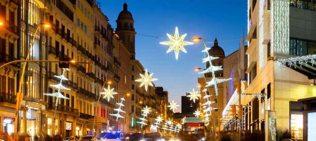 Tour navideño en tuk tuk privado por Barcelona en Barcelona