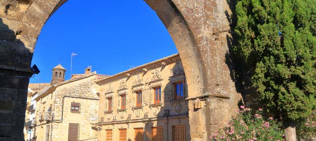 Tren turístico de Baeza en Baeza