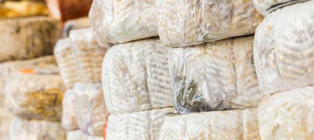 Visita a una quesería + Taller de queso de cabra en Aracena