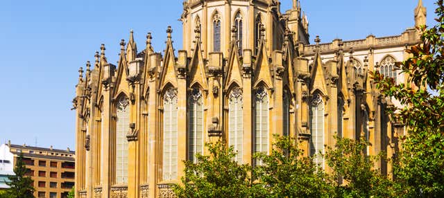 Visita guiada por la Catedral Nueva de Vitoria en Vitoria